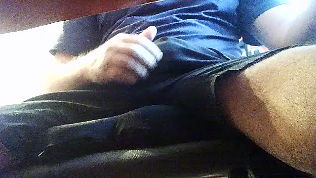 Snapshot of opreatiby chatting on 10/13/25, 11:32 opreatiby online show from 10/13/25, 11:32