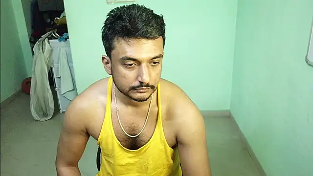 Snapshot of daringcutie chatting on 12/02/25, 12:05 daringcutie online show from 12/02/25, 12:05