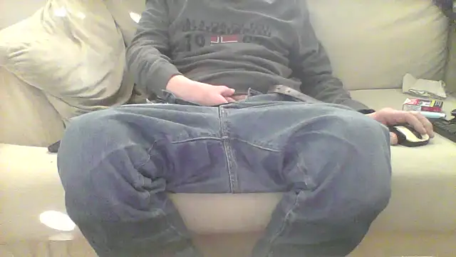 Snapshot of CastTaurus chatting on 02/27/26, 08:47 CastTaurus online show from 02/27/26, 08:47