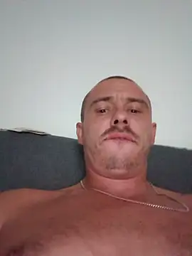 Snapshot of Pavelbure77 chatting on 06/18/26, 10:14 Pavelbure77 online show from 06/18/26, 10:14