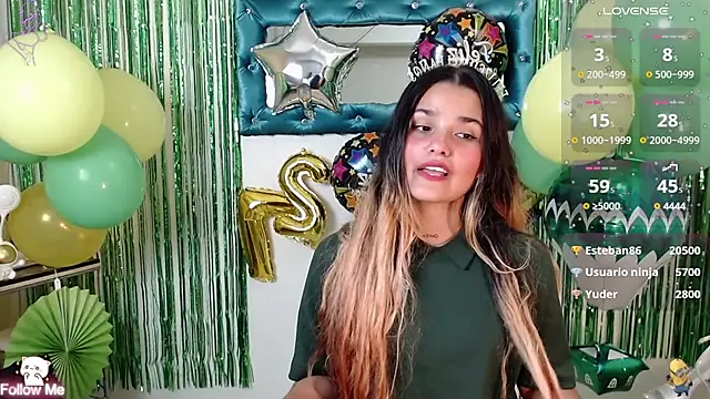 Snapshot of DestinyHills chatting on 03/20/25, 03:47 DestinyHills online show from 03/20/25, 03:47