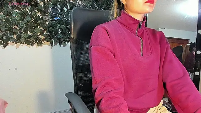 Snapshot of DestinyHills chatting on 01/12/26, 11:59 DestinyHills online show from 01/12/26, 11:59