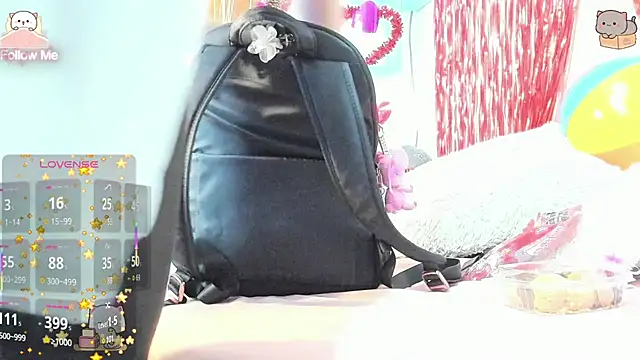 Snapshot of DestinyHills chatting on 02/18/26, 03:02 DestinyHills online show from 02/18/26, 03:02