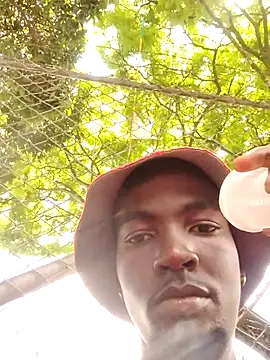 Jheronn28 online show from 10/13/25, 05:35