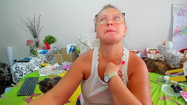 IamYourNarcotic online show from 09/18/25, 09:11