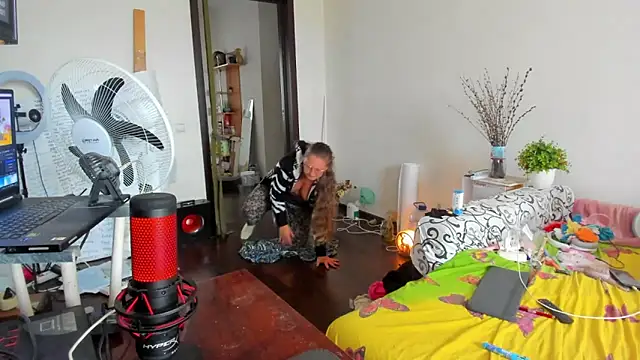 IamYourNarcotic online show from 10/21/25, 11:44