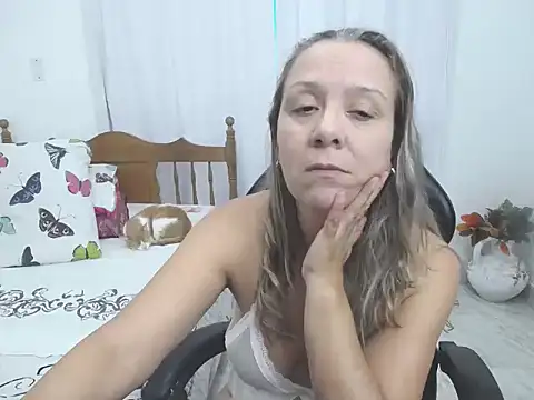 yeslluisa online show from 02/26/26, 07:46