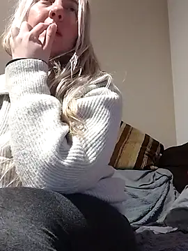 Mllesha74000 online show from 01/25/25, 07:28