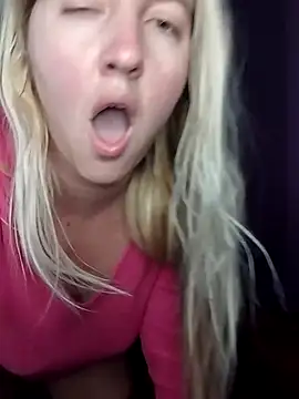 Mllesha74000 online show from 12/21/25, 02:02