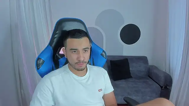 Nick Moca online show from 12/04/24, 09:13