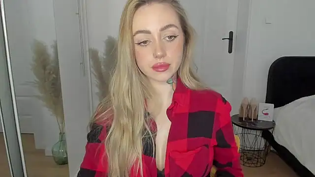 sexyCoralie online show from 03/13/25, 02:23