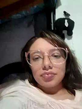 Snapshot of linda-schmidt chatting on 03/20/25, 03:13 linda-schmidt online show from 03/20/25, 03:13