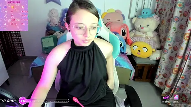 Snapshot of linda-schmidt chatting on 08/02/26, 01:04 linda-schmidt online show from 08/02/26, 01:04