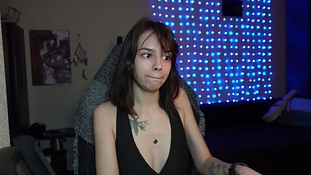 alyssa sweet online show from 03/21/25, 05:11