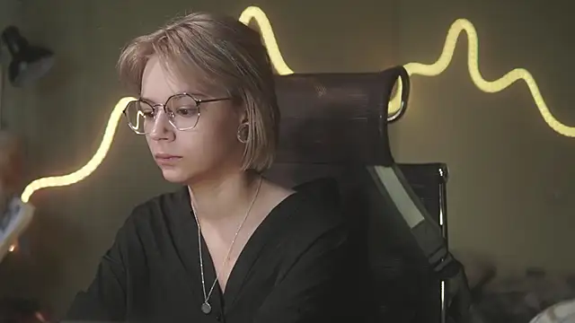 alyssa sweet online show from 05/05/26, 05:15