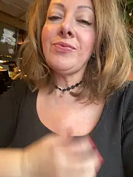 Alice Sweetyyy online show from 03/02/25, 01:49