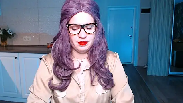 HotTiffani online show from 09/18/25, 03:58