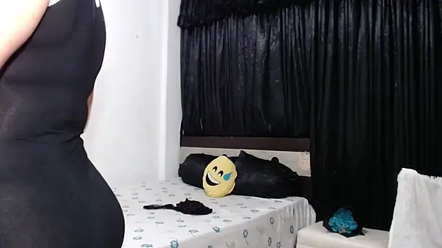 venuz mendoza20 online show from 03/23/26, 01:04