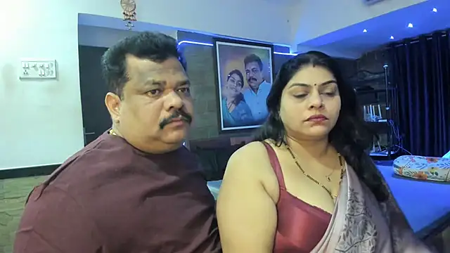 Snapshot of tarivishu23 chatting on 12/25/24, 03:17 tarivishu23 online show from 12/25/24, 03:17