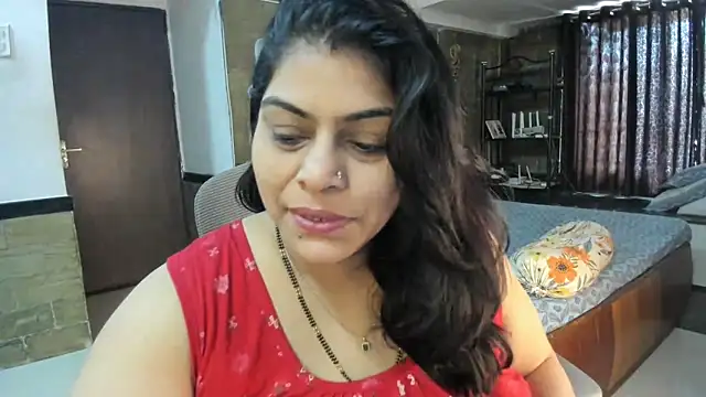 Snapshot of tarivishu23 chatting on 12/29/24, 07:28 tarivishu23 online show from 12/29/24, 07:28