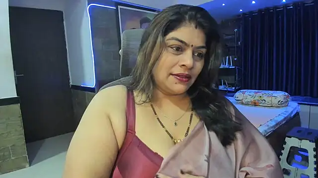 Snapshot of tarivishu23 chatting on 01/12/25, 01:11 tarivishu23 online show from 01/12/25, 01:11