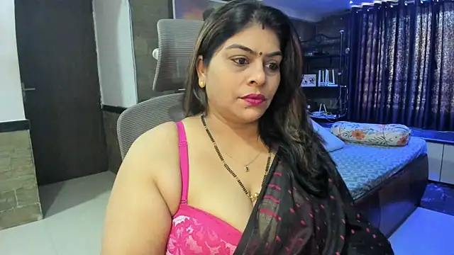 Snapshot of tarivishu23 chatting on 01/30/25, 03:00 tarivishu23 online show from 01/30/25, 03:00