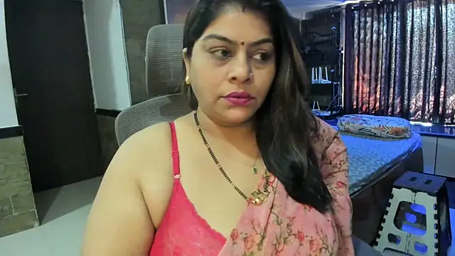 Snapshot of tarivishu23 chatting on 02/05/25, 08:54 tarivishu23 online show from 02/05/25, 08:54
