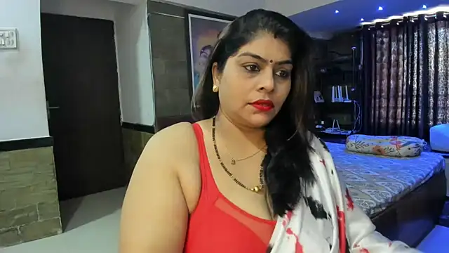 Snapshot of tarivishu23 chatting on 02/11/25, 05:05 tarivishu23 online show from 02/11/25, 05:05
