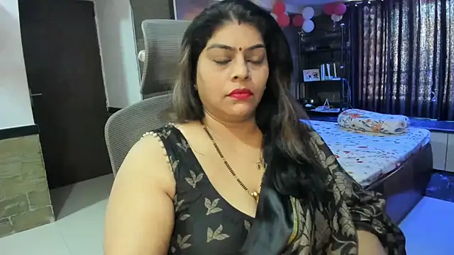 Snapshot of tarivishu23 chatting on 02/22/25, 04:51 tarivishu23 online show from 02/22/25, 04:51