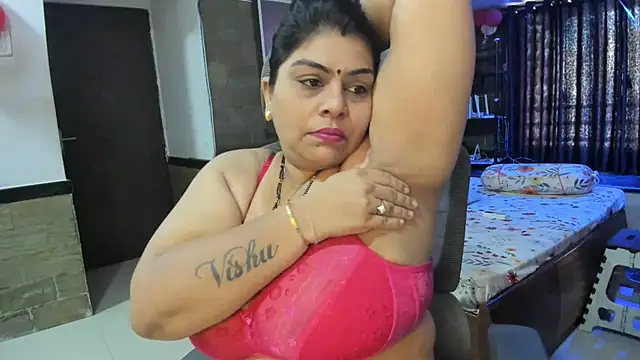 Snapshot of tarivishu23 chatting on 02/23/25, 03:02 tarivishu23 online show from 02/23/25, 03:02