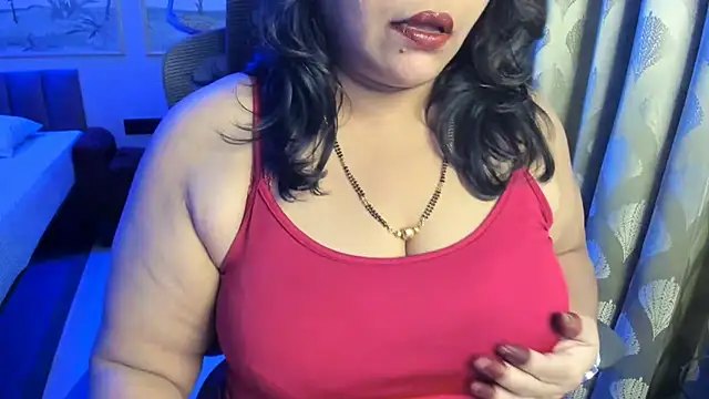 Snapshot of tarivishu23 chatting on 07/26/26, 03:04 tarivishu23 online show from 07/26/26, 03:04