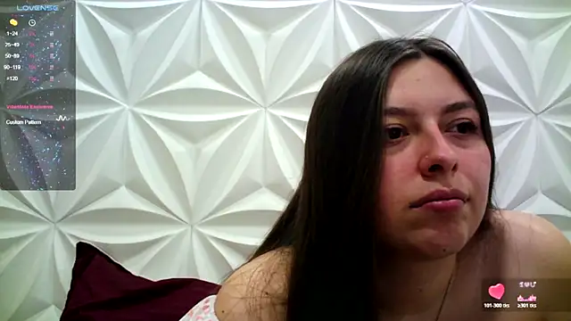 Snapshot of jerryandjessica chatting on 10/22/25, 10:31 jerryandjessica online show from 10/22/25, 10:31