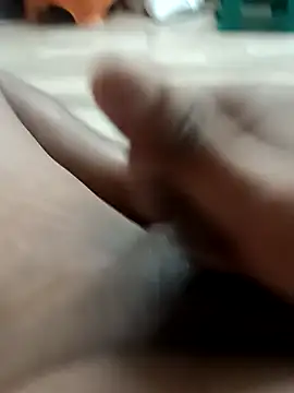 Snapshot of Indianshine chatting on 02/21/25, 12:39 Indianshine online show from 02/21/25, 12:39