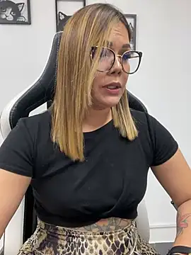 KellyBrooklyn  online show from 02/18/25, 04:37