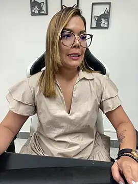 KellyBrooklyn  online show from 03/15/25, 05:04