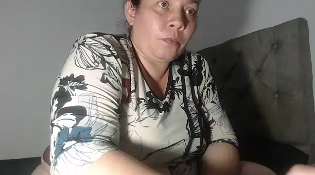 tiffany horny 1 online show from 02/07/25, 06:24