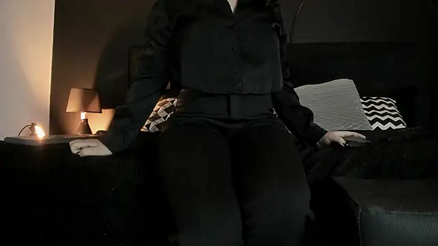  Jade 16 online show from 02/25/25, 05:58