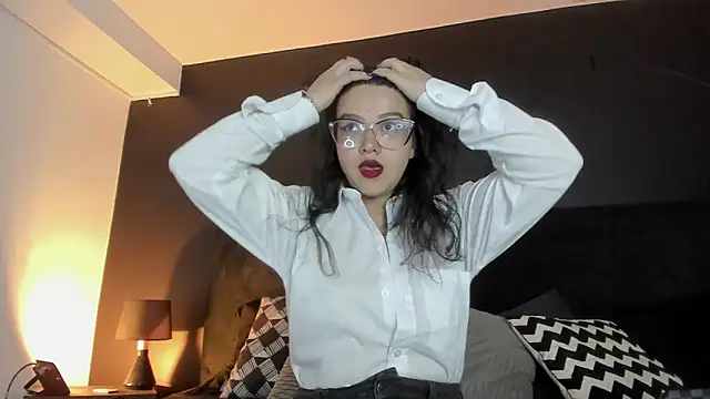  Jade 16 online show from 03/05/25, 02:56