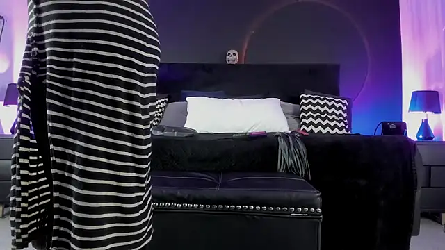  Jade 16 online show from 07/01/26, 11:56