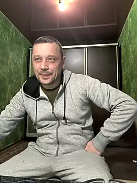 DanielOhCool online show from 02/24/25, 01:53