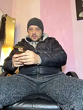 DanielOhCool online show from 01/18/26, 08:18