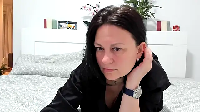 BritttanyBrix online show from 04/21/26, 08:12