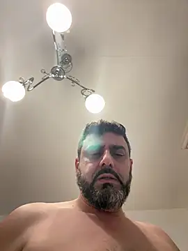 Snapshot of ChiIul11 chatting on 03/08/26, 11:41 ChiIul11 online show from 03/08/26, 11:41