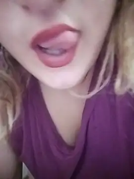 SWEETLUNA077 online show from 09/15/25, 08:20