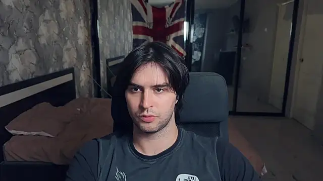 keanu reevez online show from 10/13/25, 01:44