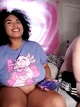 TasteeKitty online show from 02/25/25, 05:47