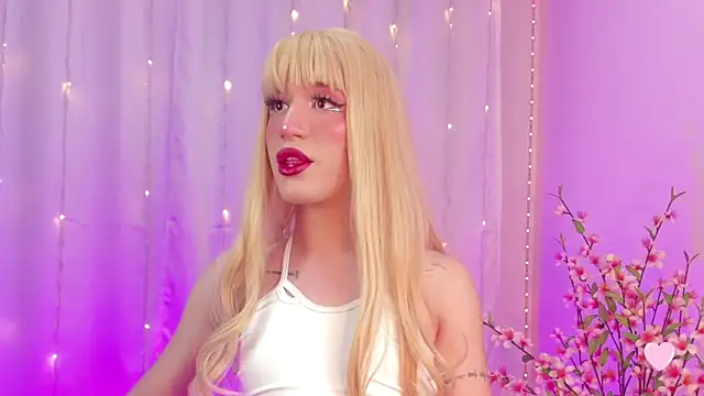 rosseblondee online show from 09/25/25, 04:05