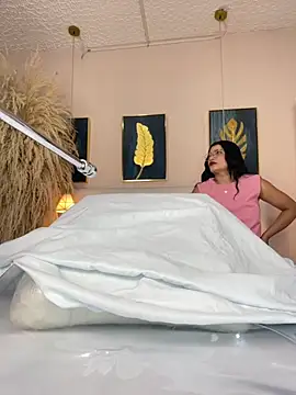 valerie lya online show from 10/01/25, 08:04