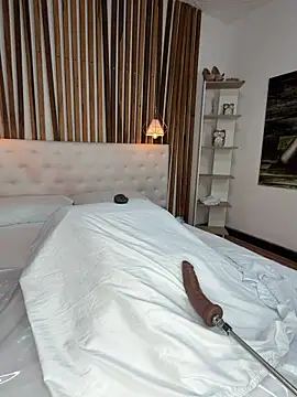 valerie lya online show from 02/10/26, 12:31