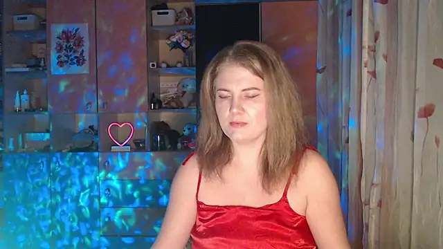 Snapshot of LizaCakes chatting on 03/12/25, 03:18 LizaCakes online show from 03/12/25, 03:18